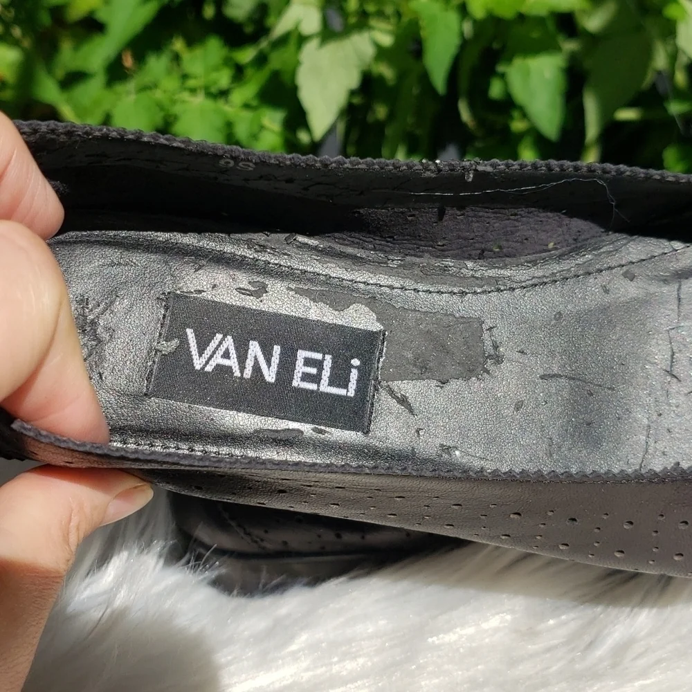 Vaneli Black Perforated Loafers satin bow 9S - Picture 4 of 9